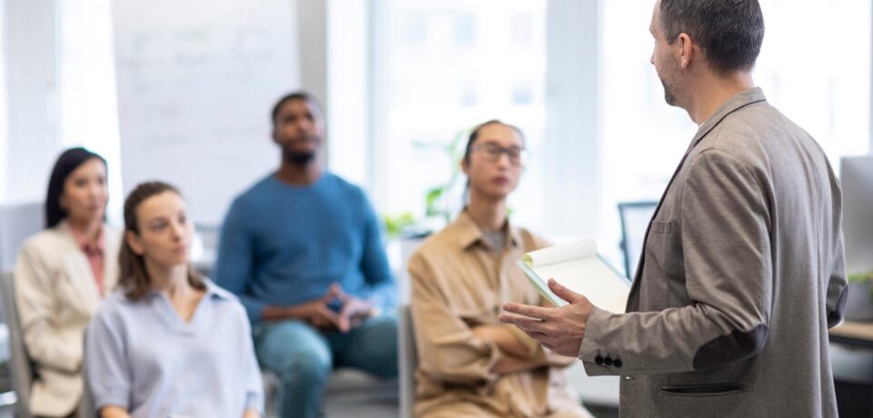 Workplace Culture Speaker Tips for Coaching Employees to Improve Their Performance